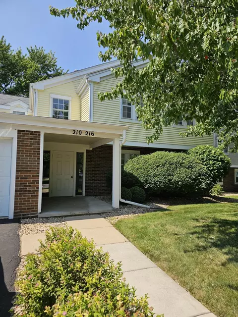 216 S High Point Rd, Madison, WI 53717