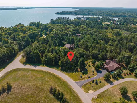 w5439 Bayshore Drive, New Lisbon, WI 53950