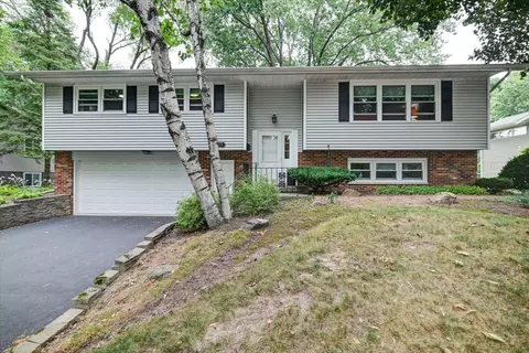 1513 Tarragon Dr, Madison, WI 53716