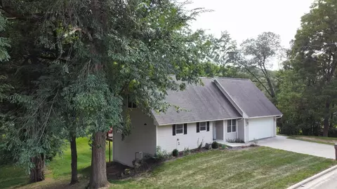 1243 Ithaca Rd, Richland Center, WI 53581