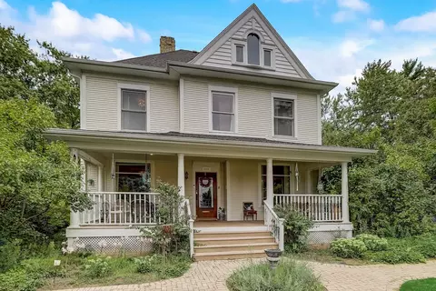 w9694 Us 12, Cambridge, WI 53523