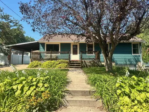 514 S Linn St, Dodgeville, WI 53533