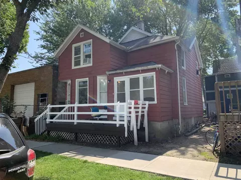 607 E Dayton St, Madison, WI 53703
