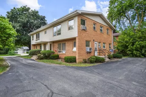 6302 Eastgate Rd, Monona, WI 53716