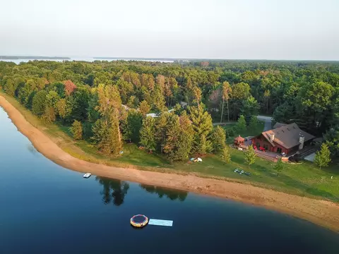 n7705 West Half Moon Bay Drive, New Lisbon, WI 53950
