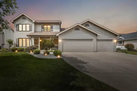 924 Katherine Dr, Sun Prairie, WI 53590