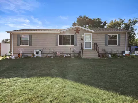 1003 E 9th Ave, Brodhead, WI 53520