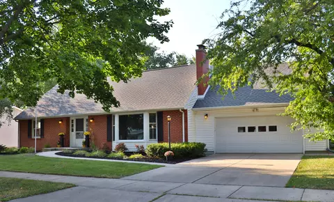 2425 Mt Vernon Ave, Janesville, WI 53545