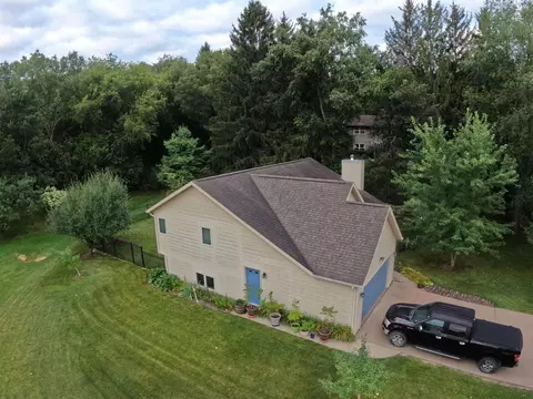 1585 N Elm St, Platteville, WI 53818