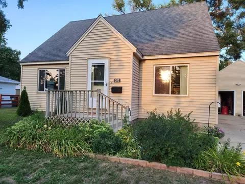 307 Highland Ave, Portage, WI 53901
