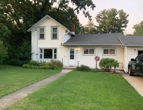 224 W Madison Ave, Milton, WI 53563