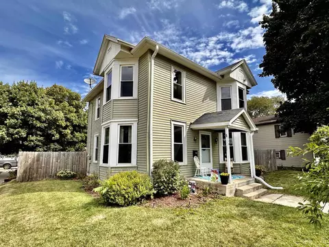 1301 Sherman Ave, Janesville, WI 53545