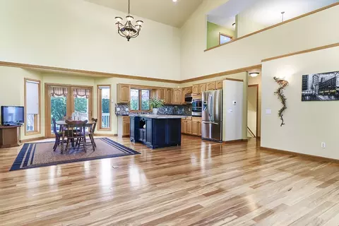 2521 Bailey Rd, Sun Prairie, WI 53590