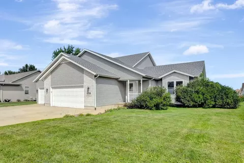 1276 Chadsworth Dr, Sun Prairie, WI 53590
