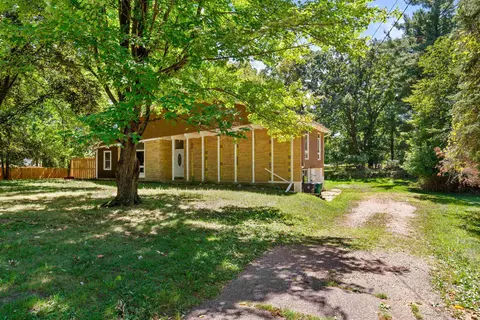 105 Fairview Ln, Nekoosa, WI 54457