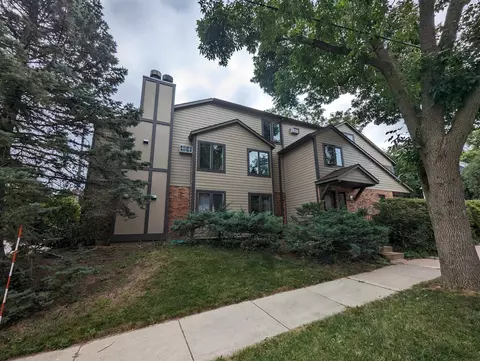 311 Forest St #2A, Madison, WI 53726
