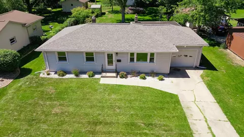 110 N Franklin St, Verona, WI 53593