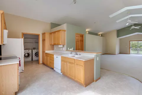 113 Carriage Way, Deforest, WI 53532