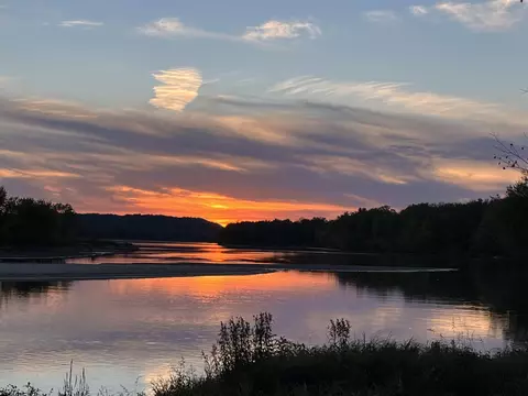 e4797 Riverside Drive, Spring Green, WI 53588