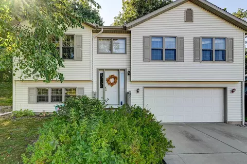 37 Kresteller Cir, Madison, WI 53719