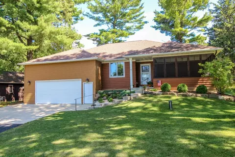 w9238 Ripley Road, Cambridge, WI 53523