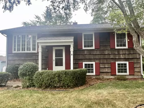 2122 Fairview Dr, Beloit, WI 53511