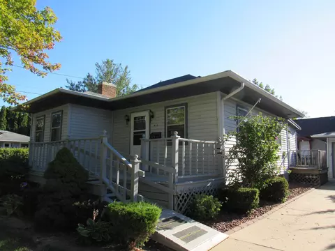126 N Pine St, Janesville, WI 53548