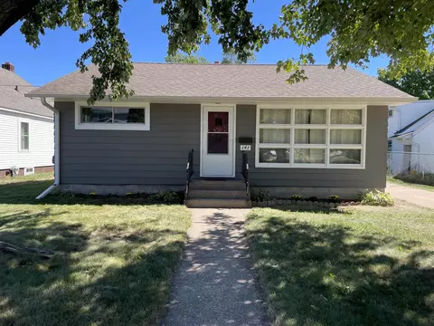 141 S 12th St, Wisconsin Rapids, WI 54494