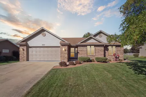 4507 Hearthridge Dr, Janesville, WI 53546