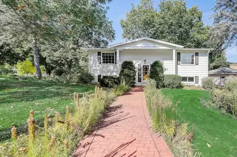 446 Mineau Pkwy, Madison, WI 53711