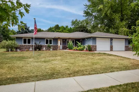 450 Lincoln St, Evansville, WI 53536