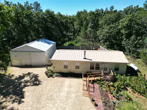 w1571 64th Street, Lyndon Station, WI 53944