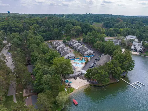 1093 Canyon Rd #203, Wisconsin Dells, WI 53965