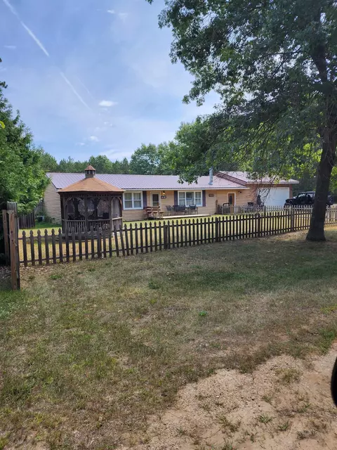 1792 E 20th Ct, Arkdale, WI 54613