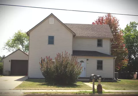 511 Dodgeville St, Highland, WI 53543