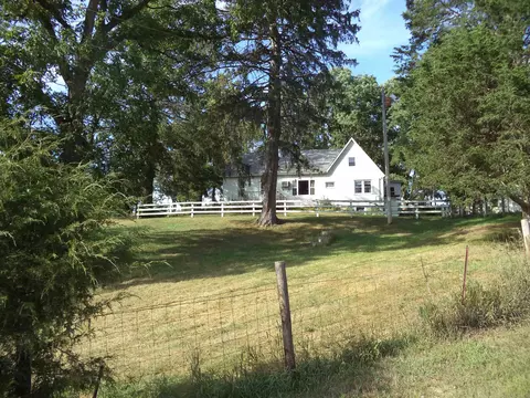 28758 County Rd W, Hazel Green, WI 53811