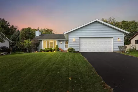 5004 Wentworth Cir, Mcfarland, WI 53558