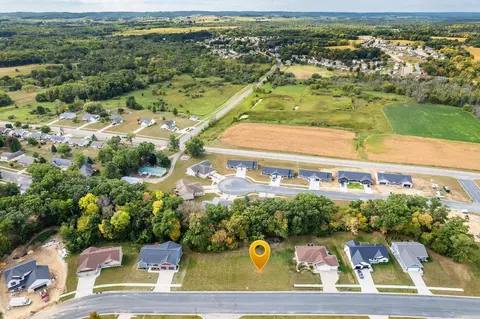 928 Hay Creek Trl, Reedsburg, WI 53959