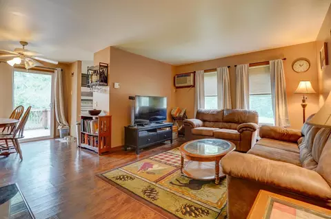 6788 Park Ridge Dr #B, Madison, WI 53719