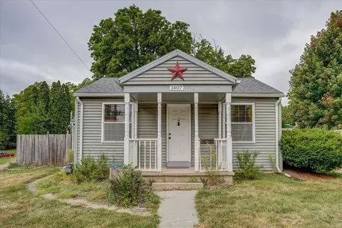 1407 East St, Baraboo, WI 53913