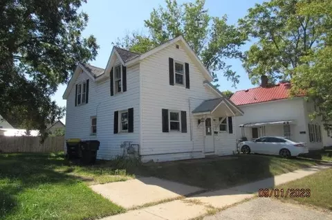 315 W 4th St, Richland Center, WI 53581