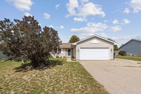 4221 Prairie Fox Dr, Janesville, WI 53546