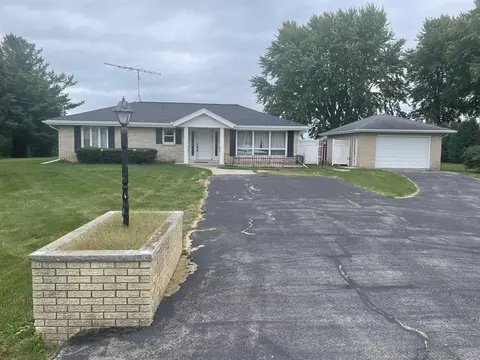 w6169 Swan Road, Burnett, WI 53922