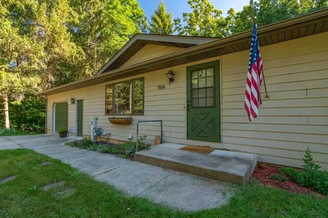 306 Sugar River Pkwy, Albany, WI 53502