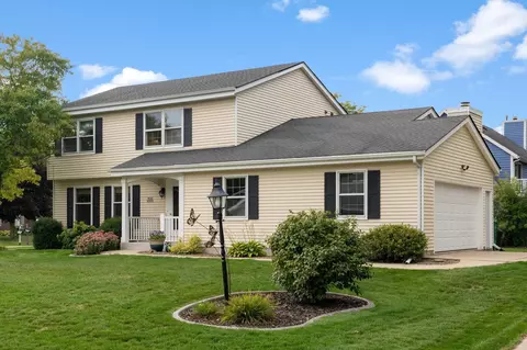 w152n7939 Countryside Dr, Menomonee Falls, WI 53051