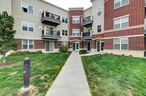5194 Sassafras Dr #204, Fitchburg, WI 53711
