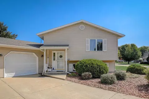 119 Karl Ave, Belleville, WI 53508