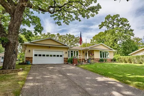 2315 White Oak Trl, Oregon, WI 53575