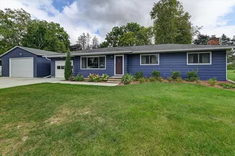 4520 Bonnie Ave, Madison, WI 53718