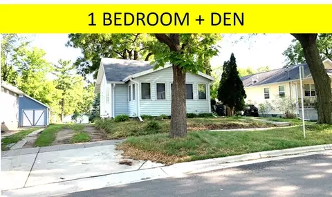 622 Cedar St, Madison, WI 53715